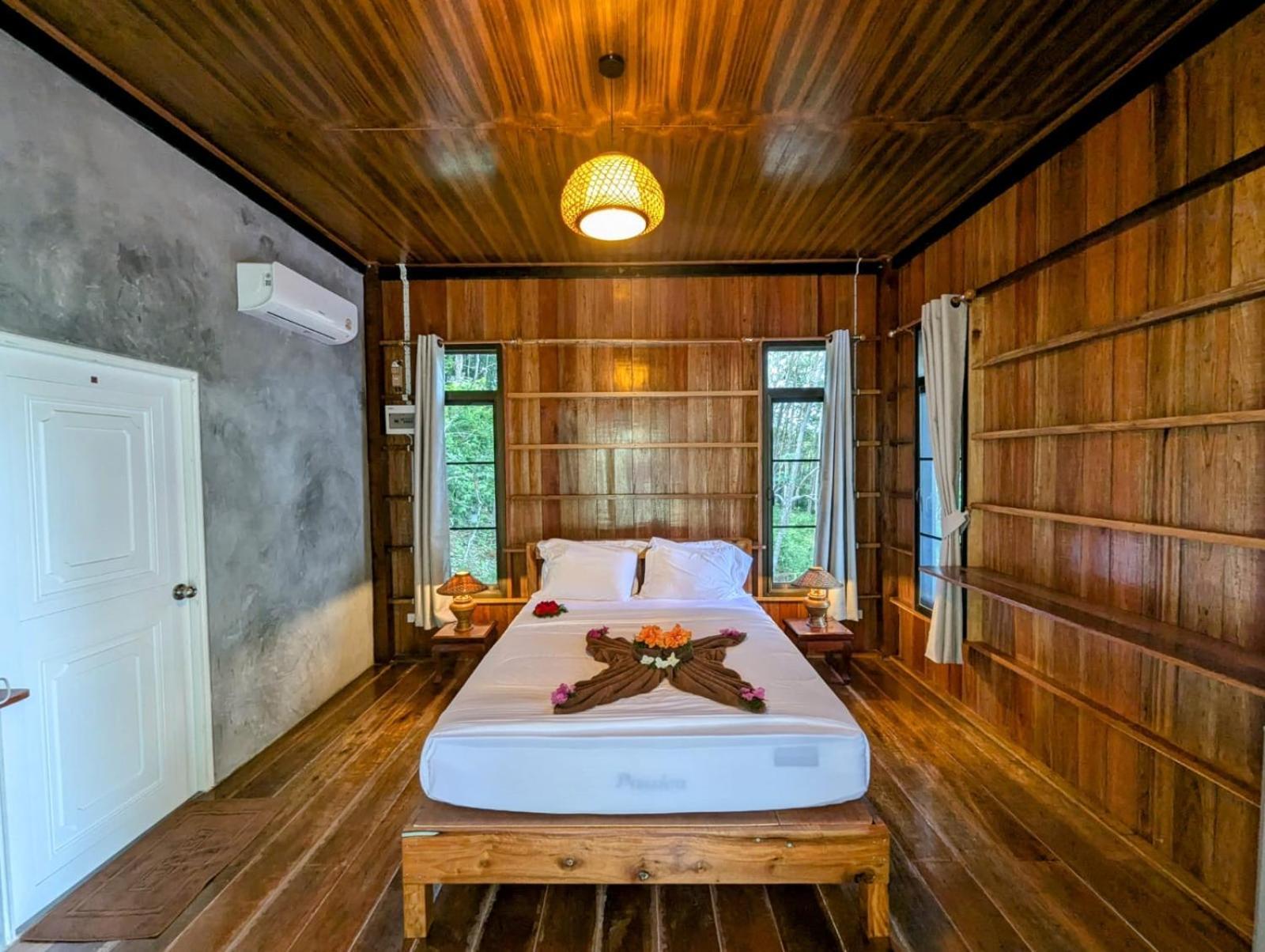 Koh Jum Serenity Resort Exterior foto